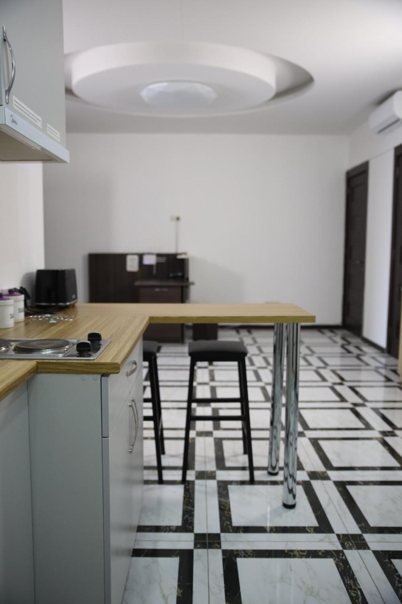 Hotel Graf T Тбилиси Екстериор снимка