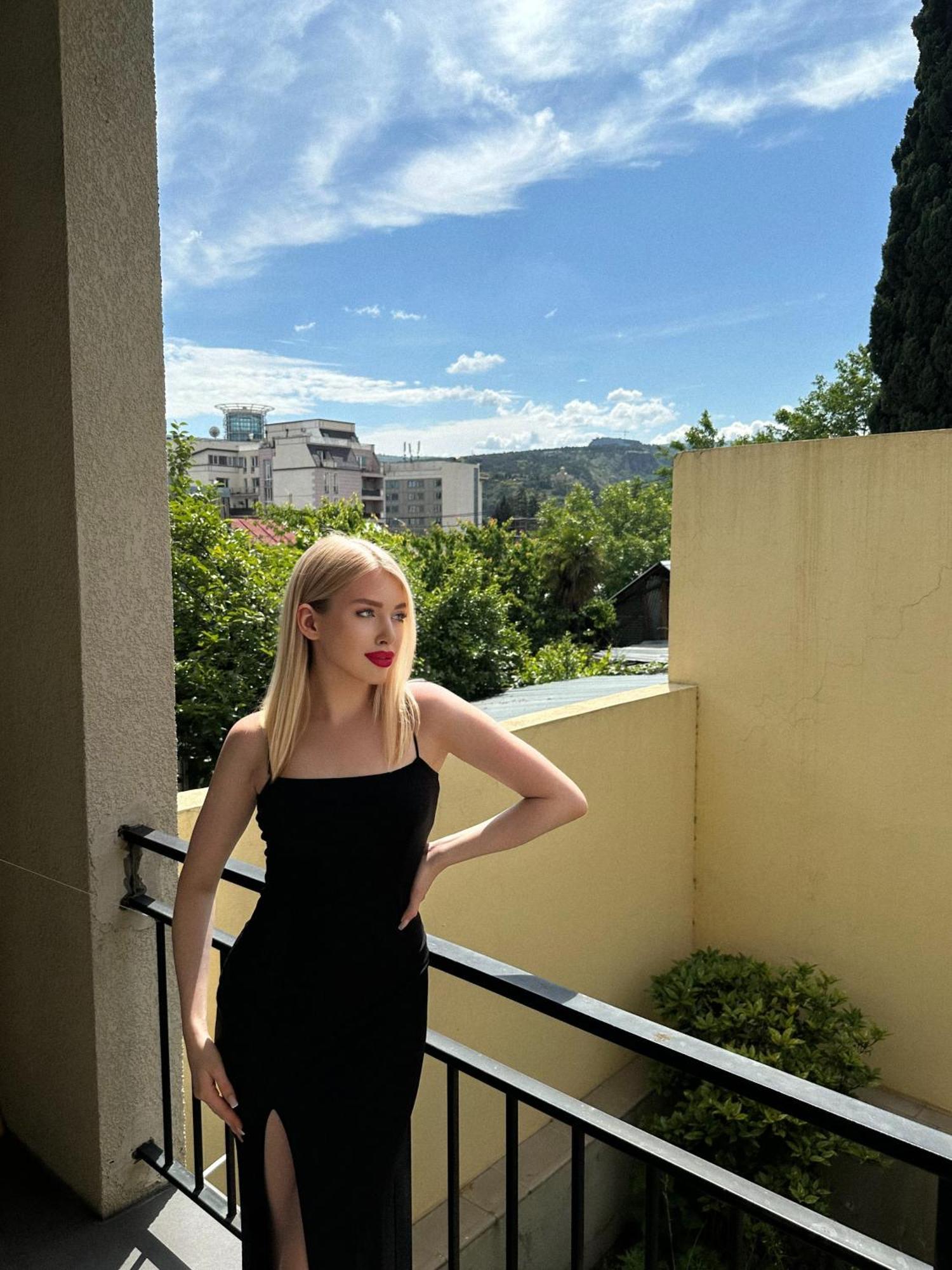 Hotel Graf T Тбилиси Екстериор снимка