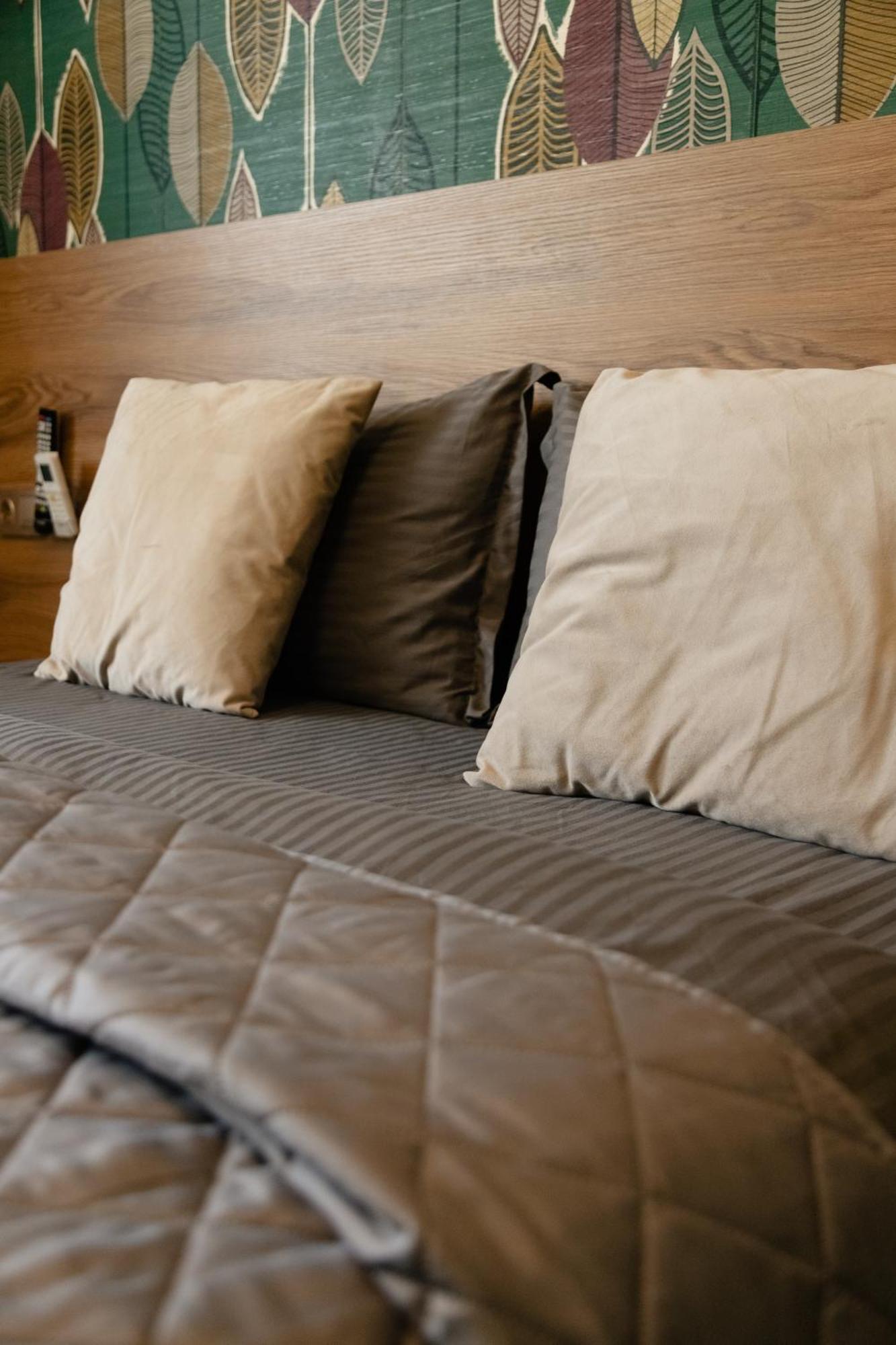 Hotel Graf T Тбилиси Екстериор снимка