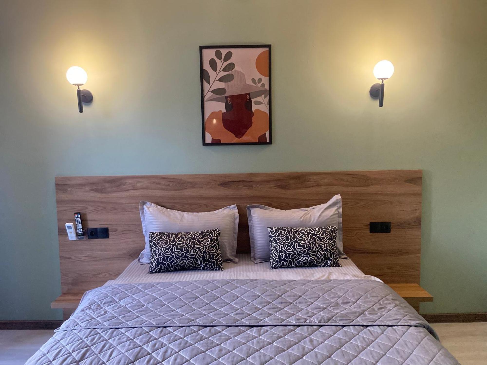 Hotel Graf T Тбилиси Екстериор снимка
