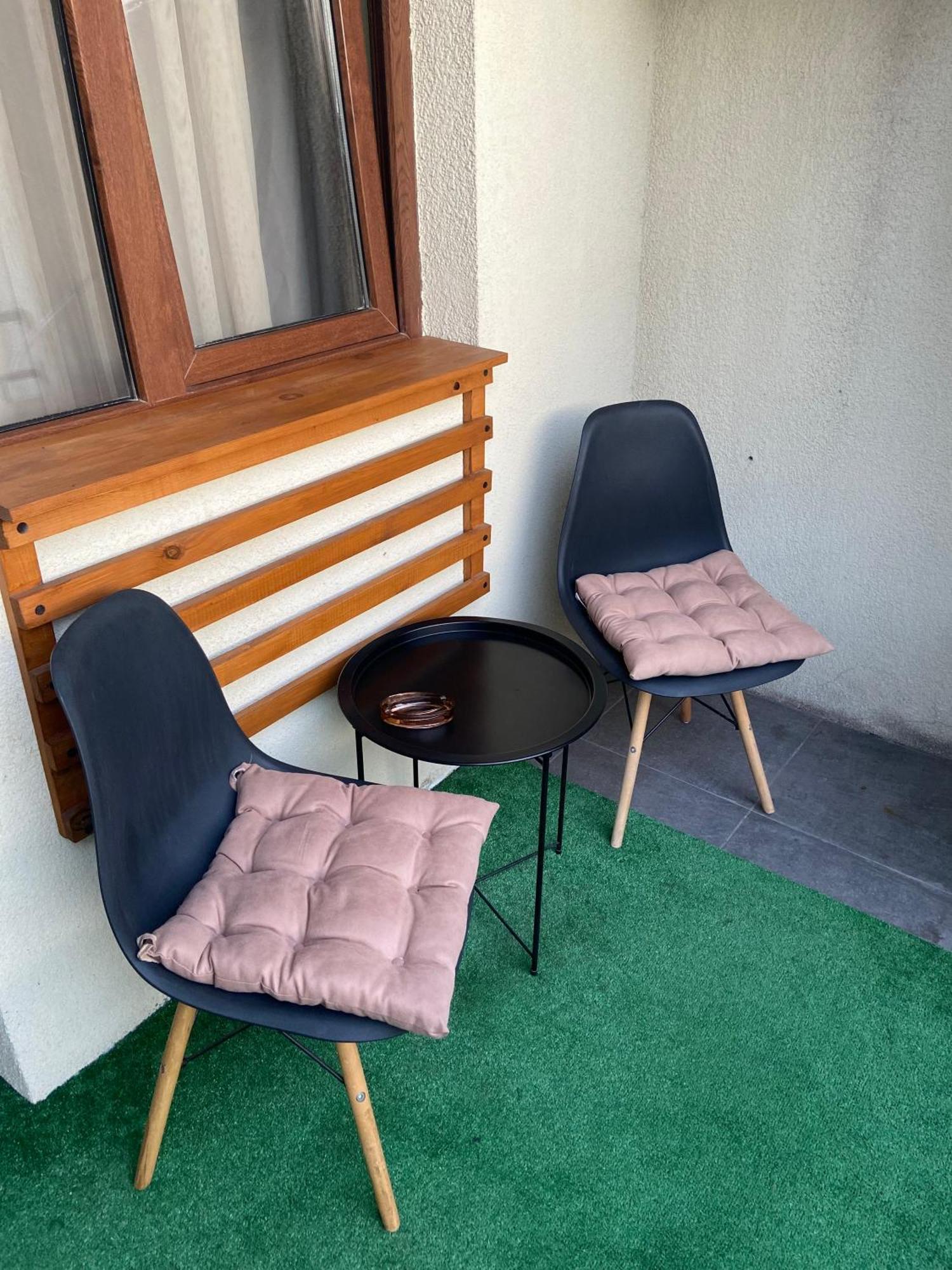 Hotel Graf T Тбилиси Екстериор снимка