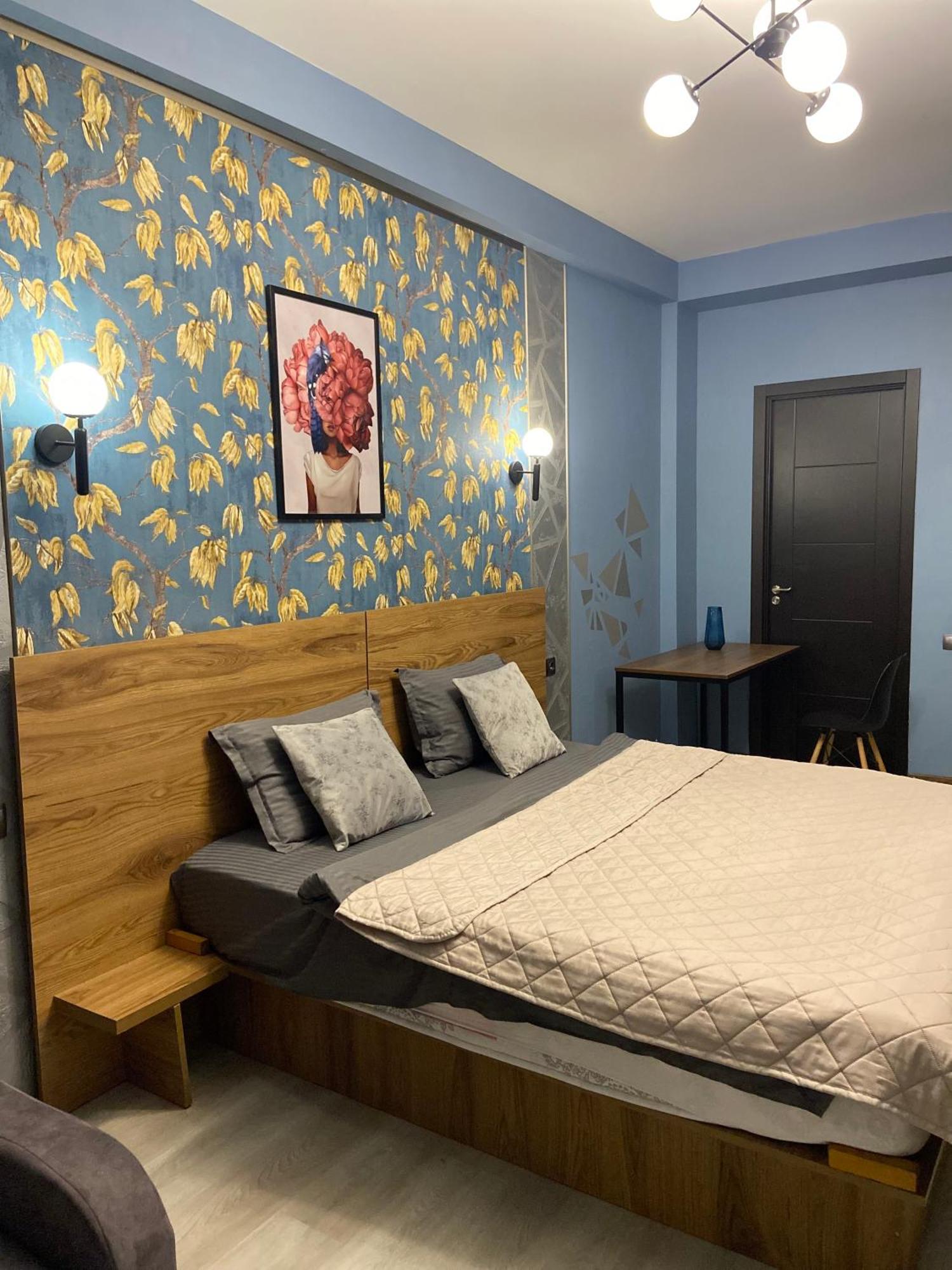 Hotel Graf T Тбилиси Екстериор снимка